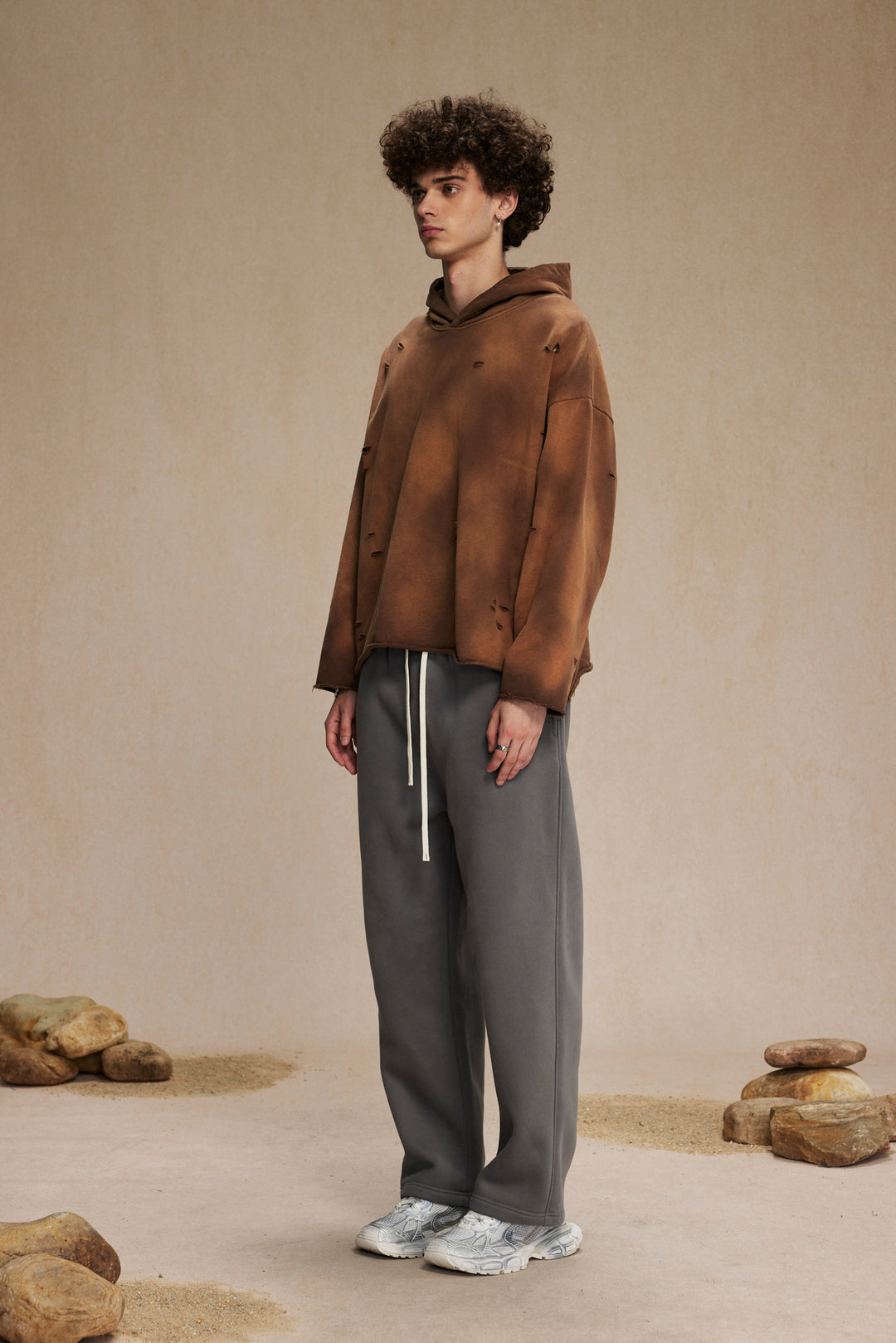 DISTRESSED BOXY FIT HOODIE