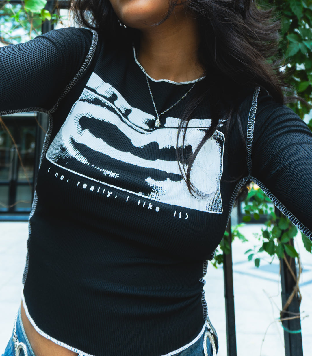 BITE ME LONG SLEEVE TOP