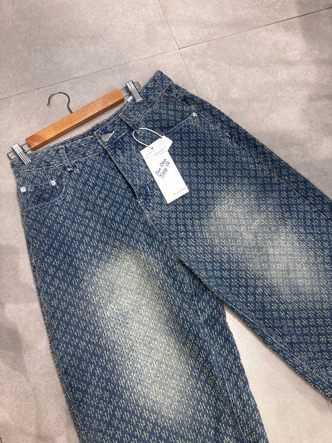 TEXTURED DENIM JORTS