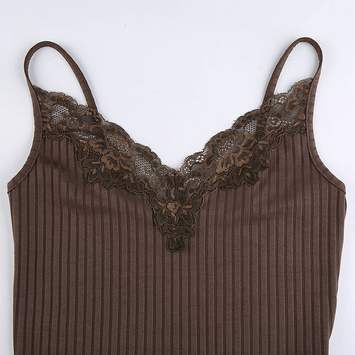 LACE ALLURE TANK TOP