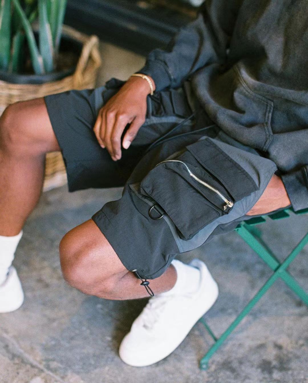 UTILITY HIKING SHORTS - BLACK